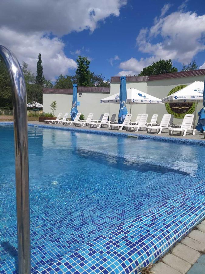Hotel Zelenyi Kampus Odessa Zewnętrze zdjęcie