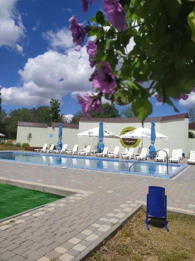 Hotel Zelenyi Kampus Odessa Zewnętrze zdjęcie
