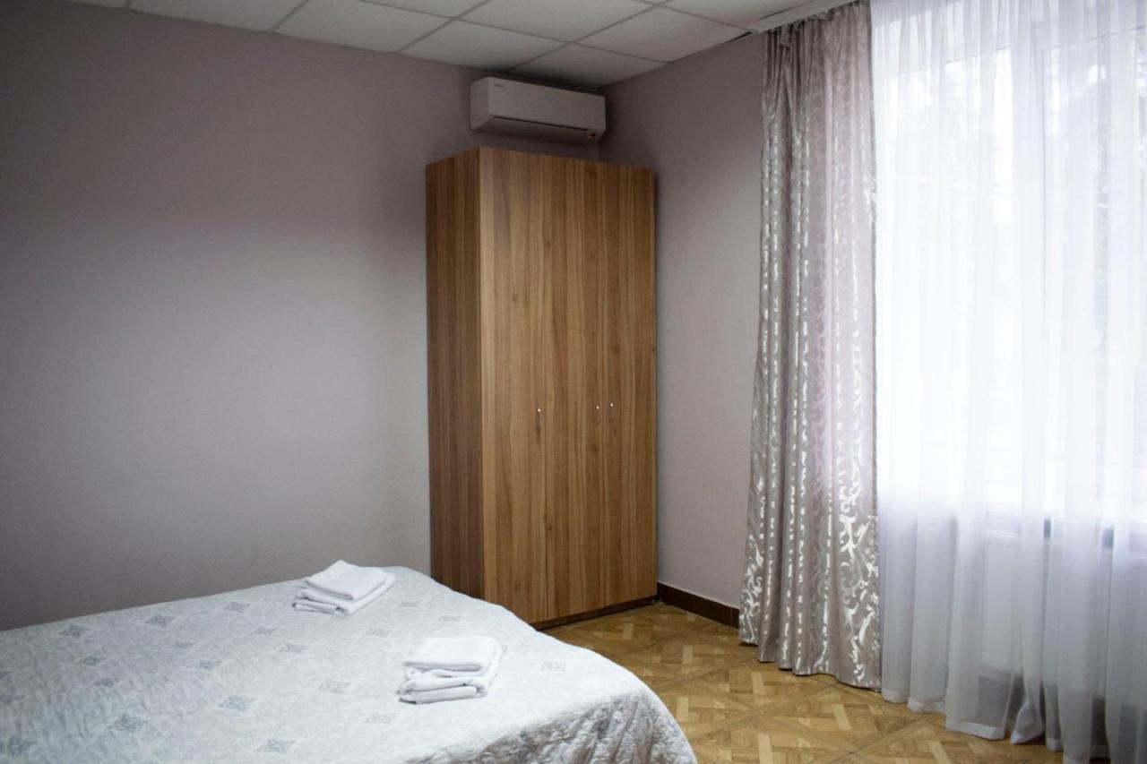 Hotel Zelenyi Kampus Odessa Zewnętrze zdjęcie