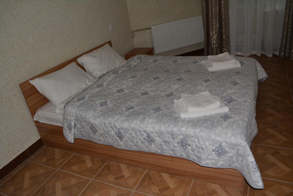 Hotel Zelenyi Kampus Odessa Zewnętrze zdjęcie