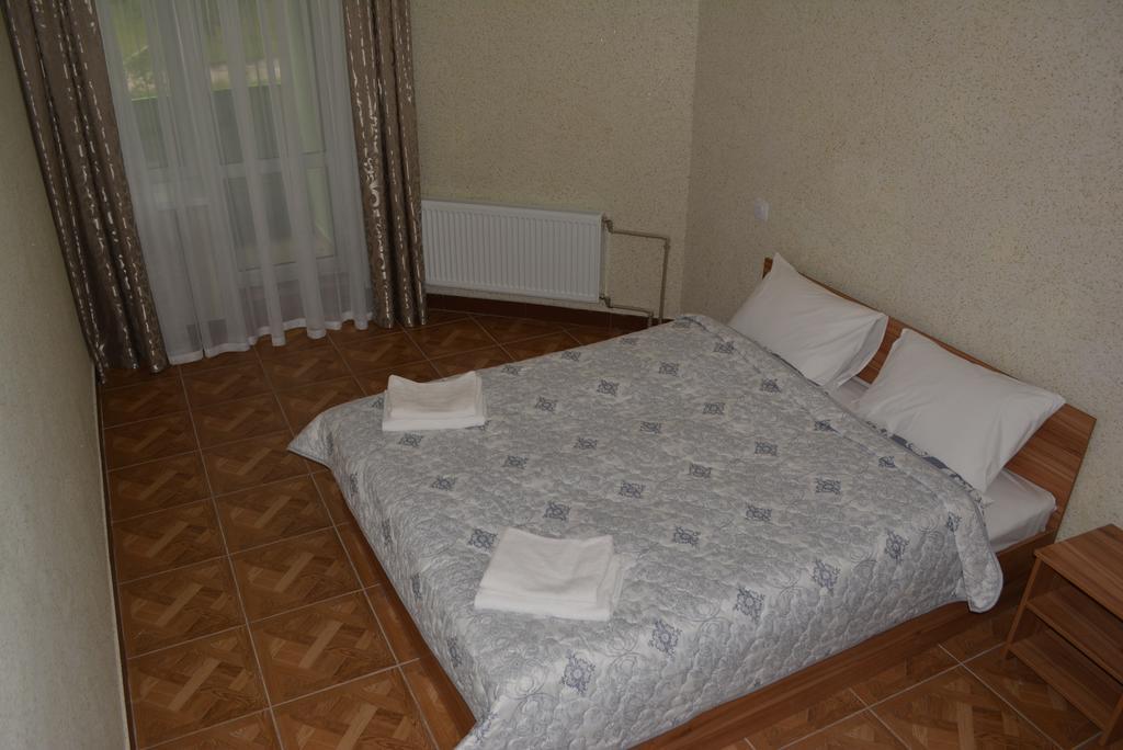Hotel Zelenyi Kampus Odessa Zewnętrze zdjęcie