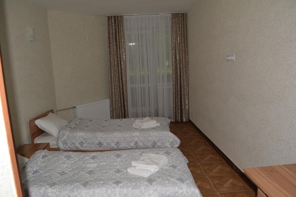 Hotel Zelenyi Kampus Odessa Zewnętrze zdjęcie