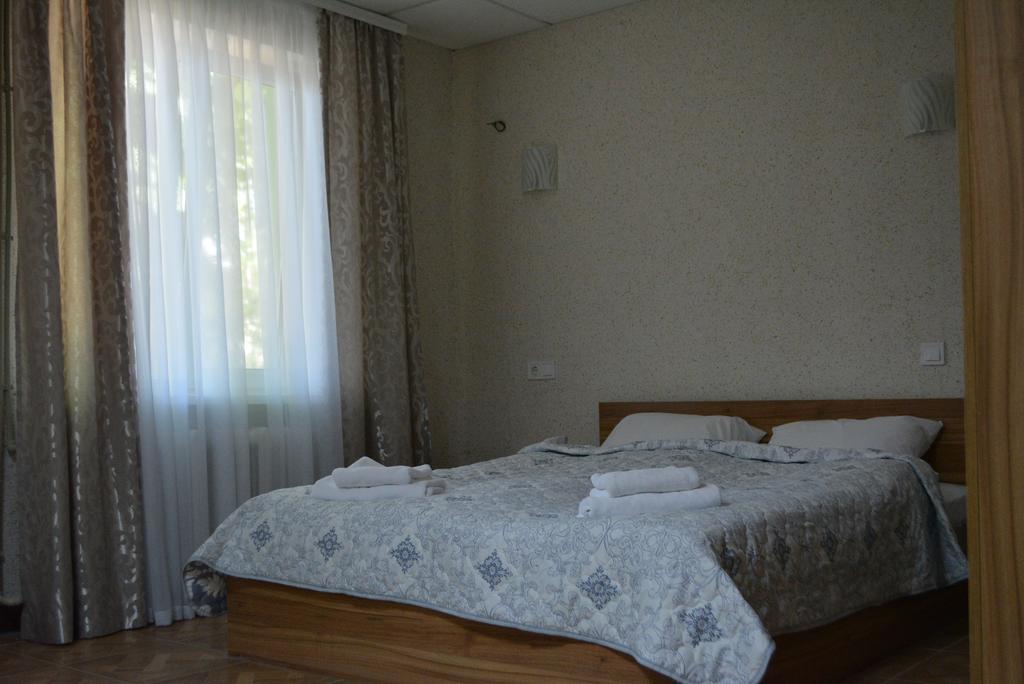 Hotel Zelenyi Kampus Odessa Zewnętrze zdjęcie