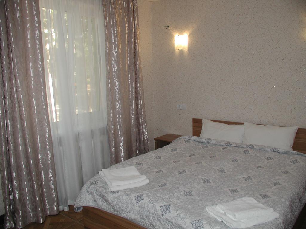 Hotel Zelenyi Kampus Odessa Zewnętrze zdjęcie