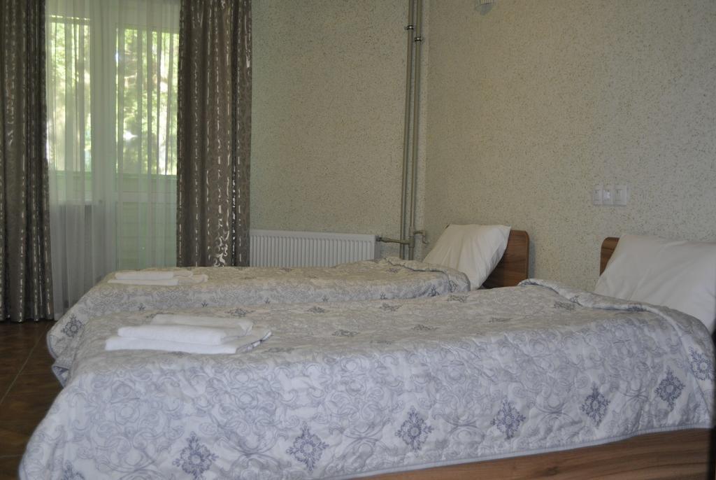 Hotel Zelenyi Kampus Odessa Zewnętrze zdjęcie