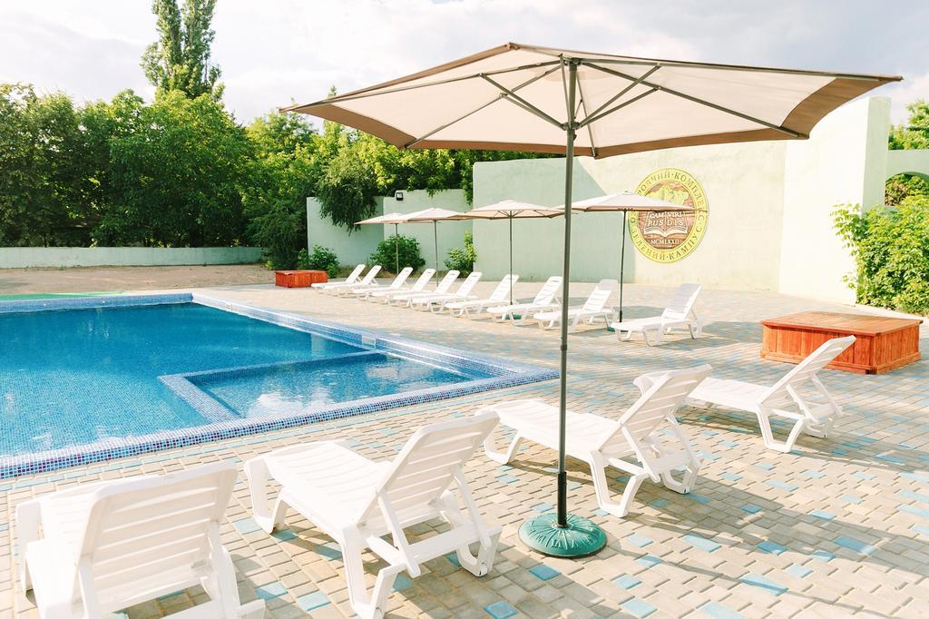 Hotel Zelenyi Kampus Odessa Zewnętrze zdjęcie