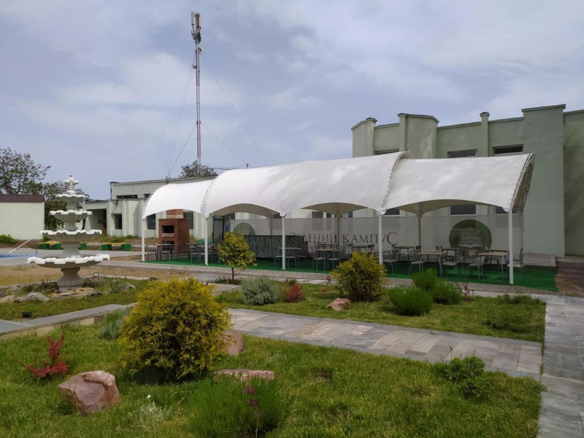Hotel Zelenyi Kampus Odessa Zewnętrze zdjęcie